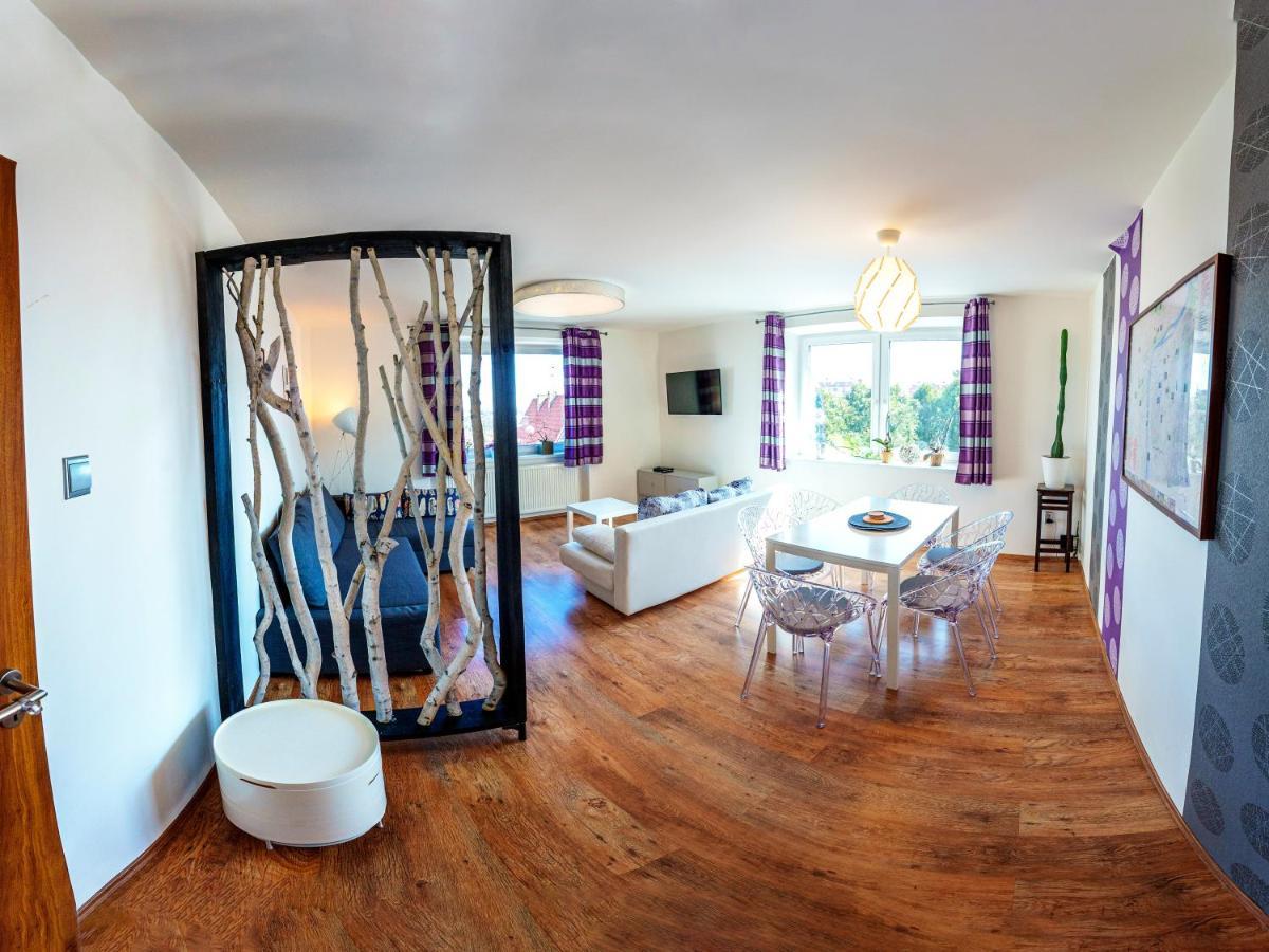 Apartment Pod Sychrovem Prague Ngoại thất bức ảnh