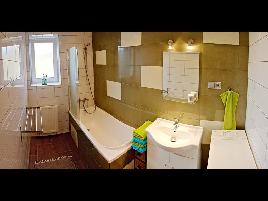 Apartment Pod Sychrovem Prague Phòng bức ảnh