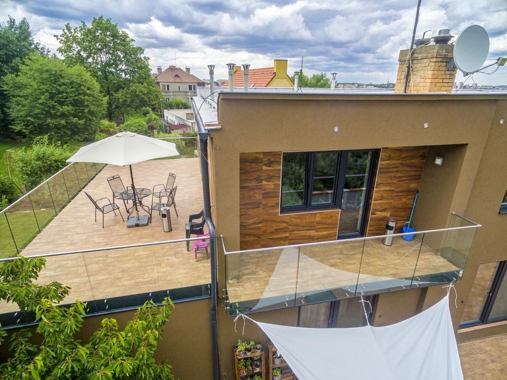 Apartment Pod Sychrovem Prague Ngoại thất bức ảnh